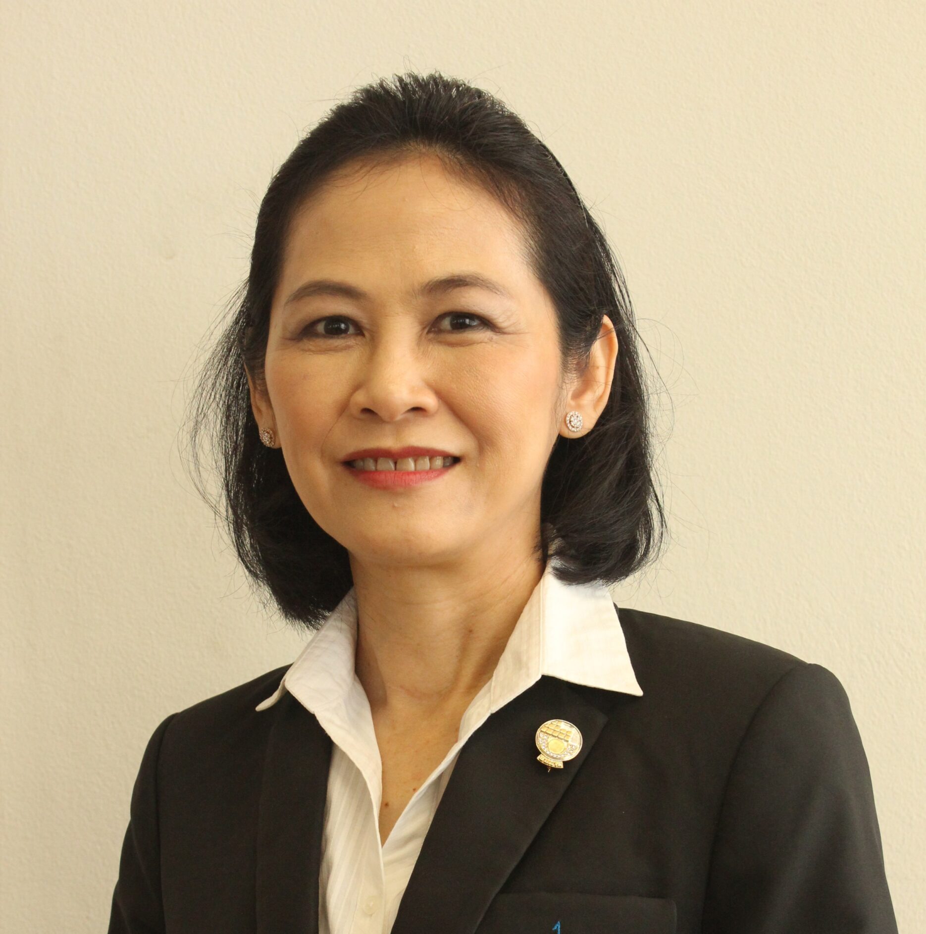 Prof. Dr. Amporn Tamronglak